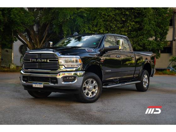 RAM 3500 6.7 I6 TURBO DIESEL LARAMIE CD 4X4 AUTOMÁTICO RAM 3500 6.7 I6 TURBO DIESEL LARAMIE CD 4X4 AUTOMÁTICO